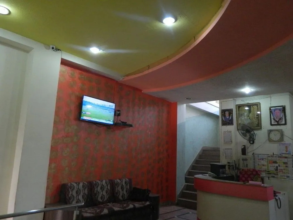 Hotel Mid Town