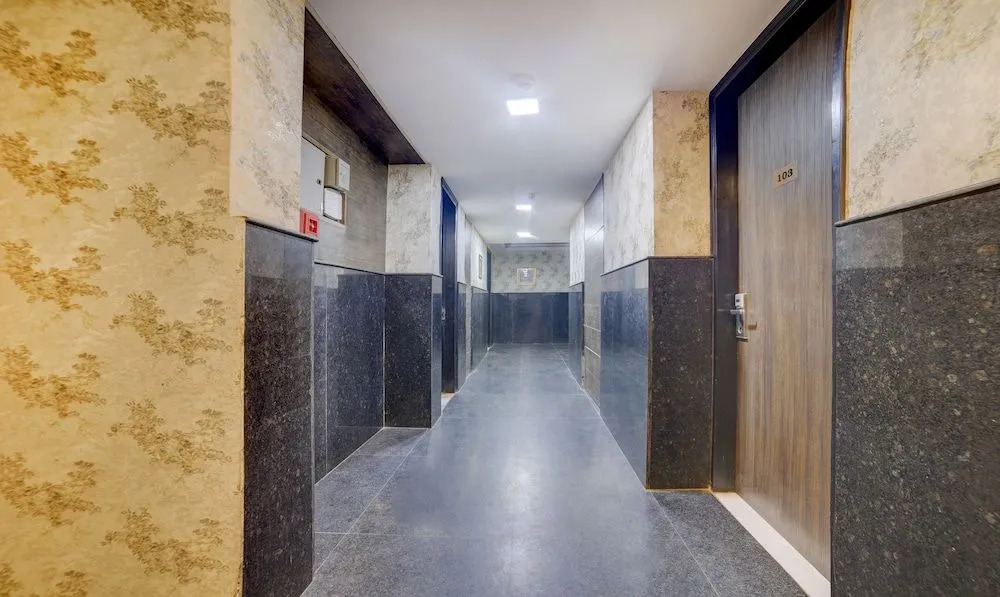 Hotel White Castle