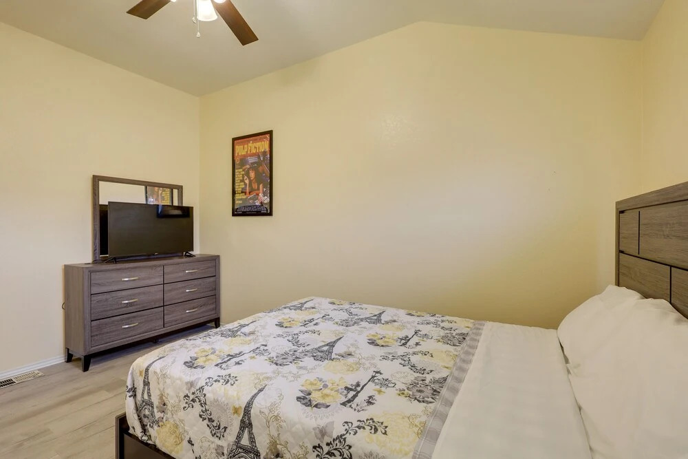 ~ 2 Blocks to Shops: Quaint Killeen Townhome!