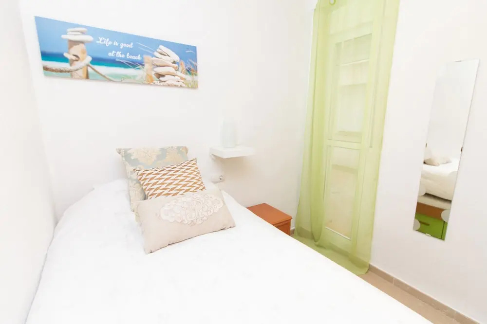 Beautiful Central Apartment Ollerias by La Recepion