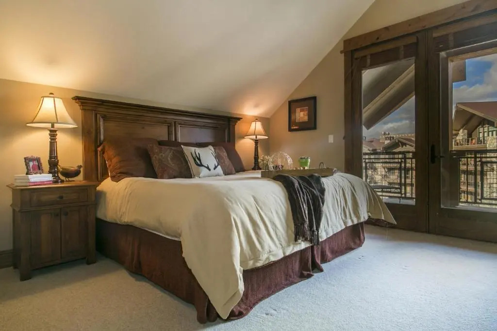Stunning Top Floor Village at Northstar Residence! - Big Horn 502