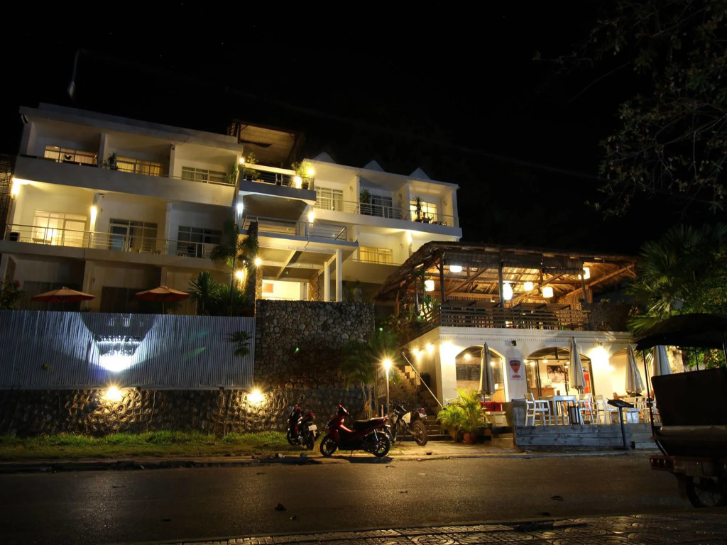 Saravoan-Kep Hotel