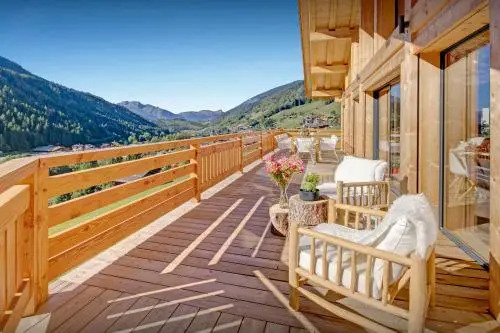 Chalet Alti - OVO Network