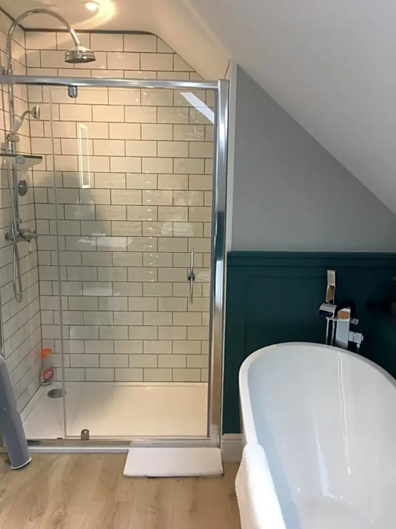 Cliff Farmhouse BB Suites