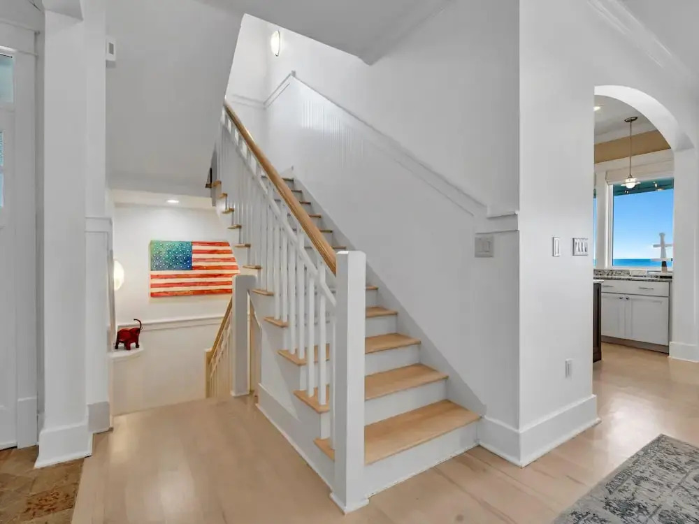 4BR Beachfront Home With Hot tub & Private Beach Access!