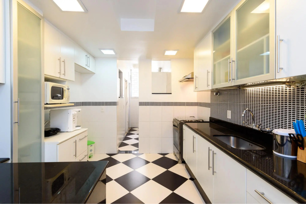 Apartment 5 pax in Ipanema | BT101 Z1