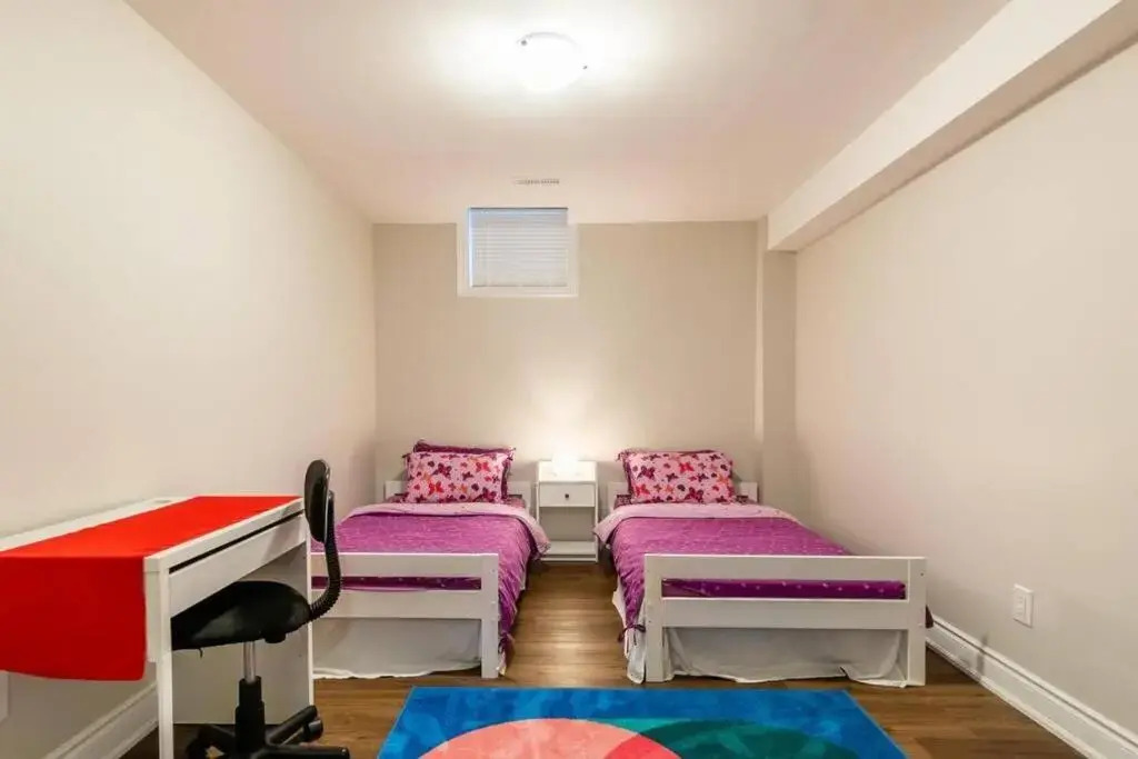 Newly renovated 2BR Basement by GLOBALSTAY