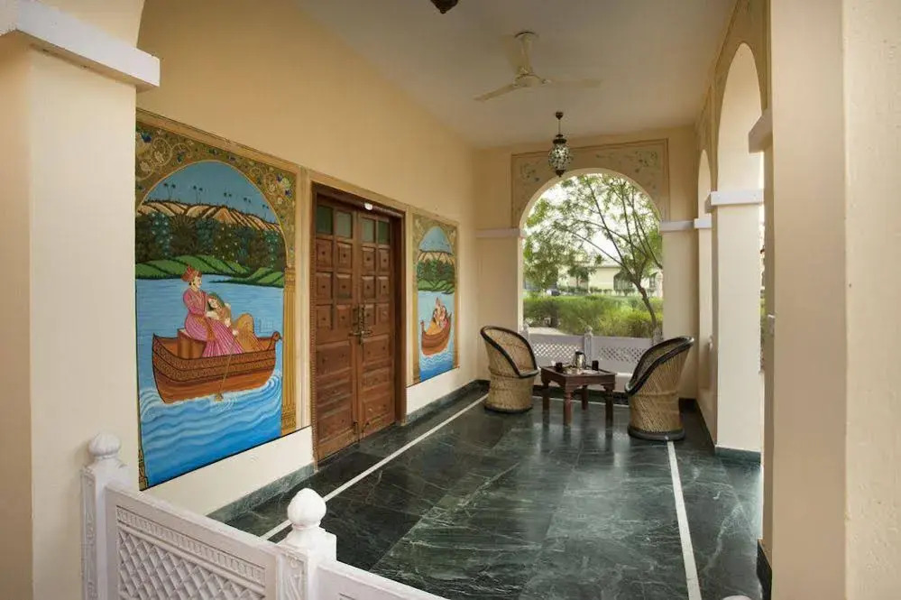 Sara Vilas Hotel