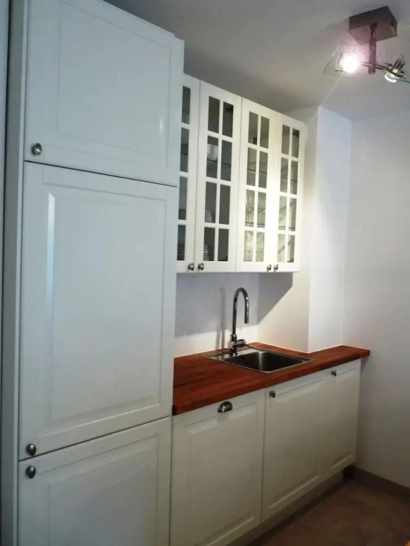 Elegant 2 Bed Apartment With Modern Design and Terrace Close to Beaches and Cannes Center - 546