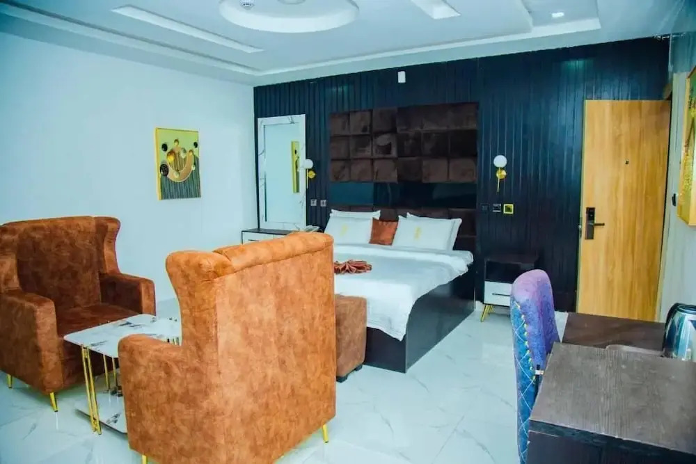 Zubani hotel and suites