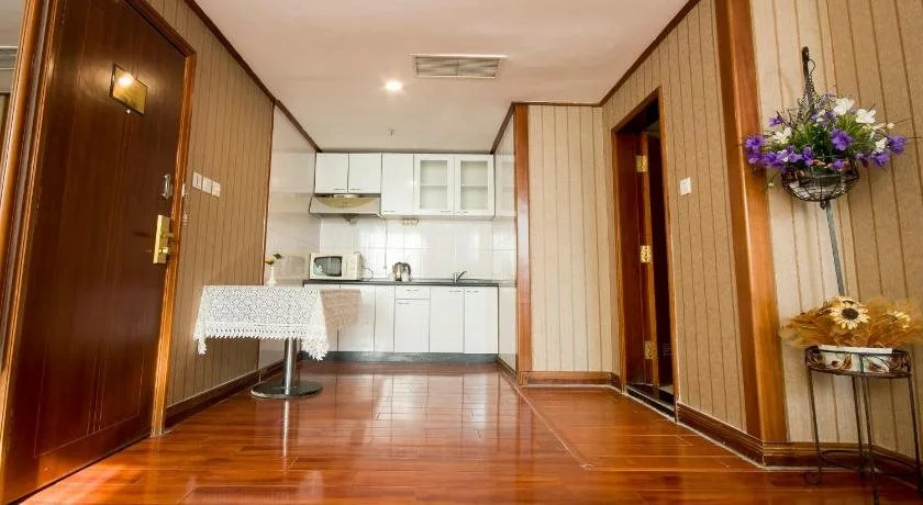 Yicheng Business Hotel