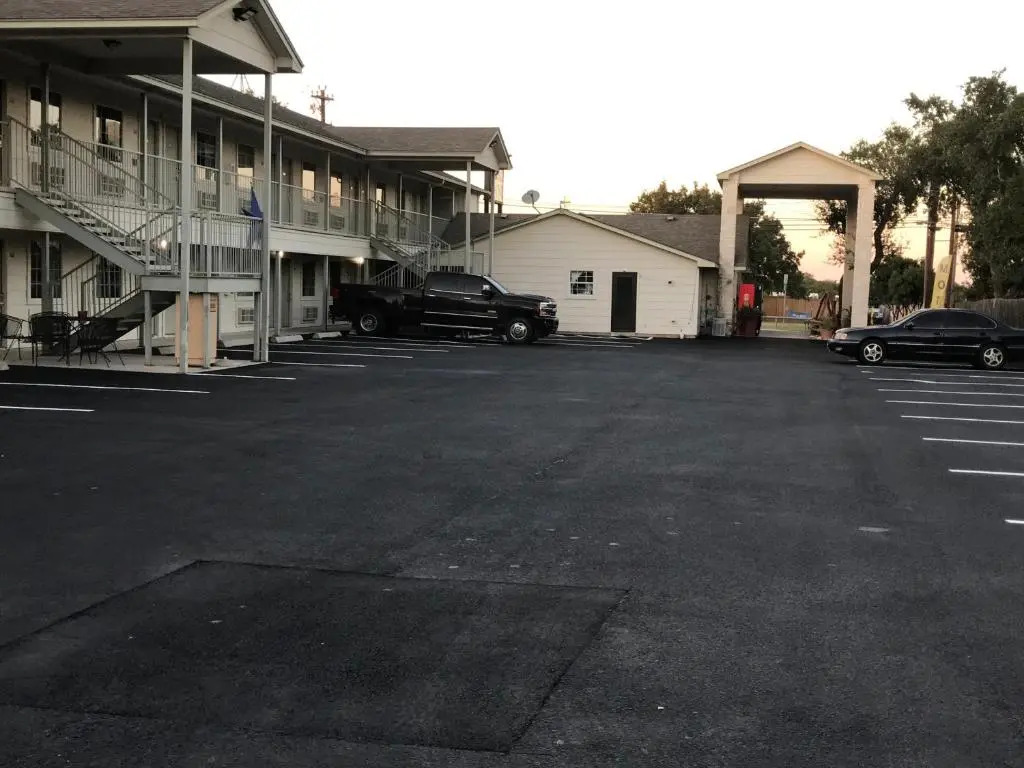 Cedar Creek Inn