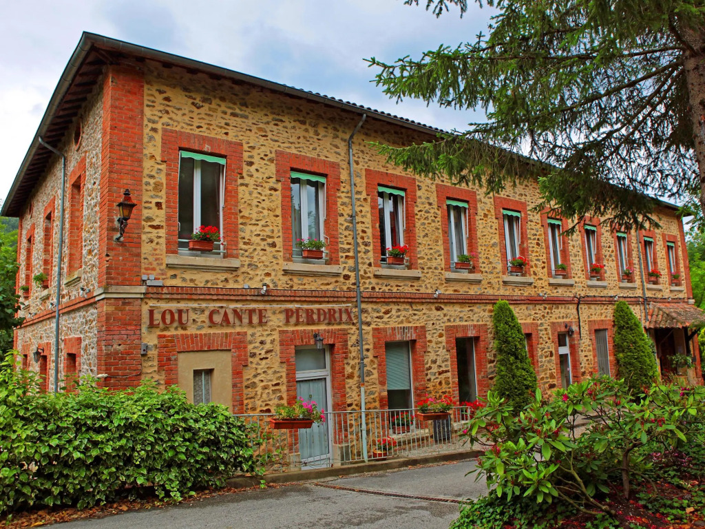 Château Lou Cante Perdrix