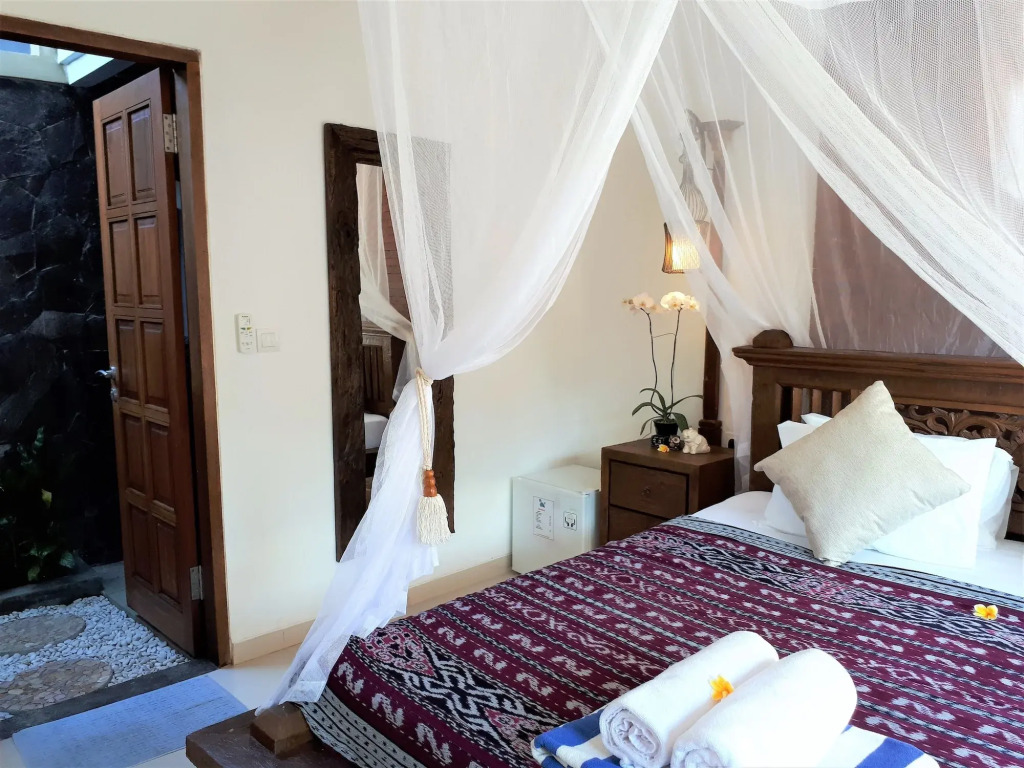 The Calmtree Bungalows