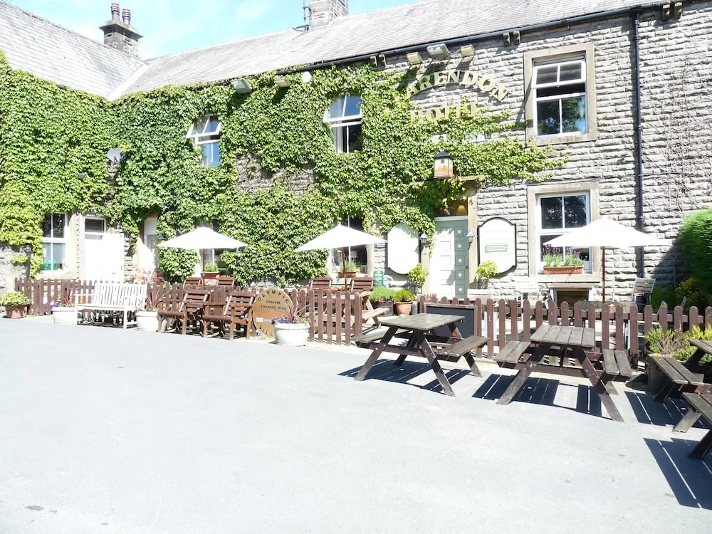 The Clarendon Country Pub with rooms