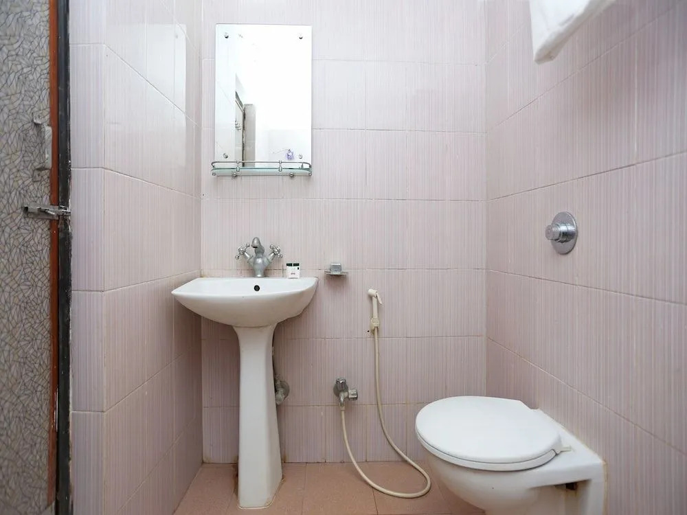 OYO 24968 Hotel Mpr
