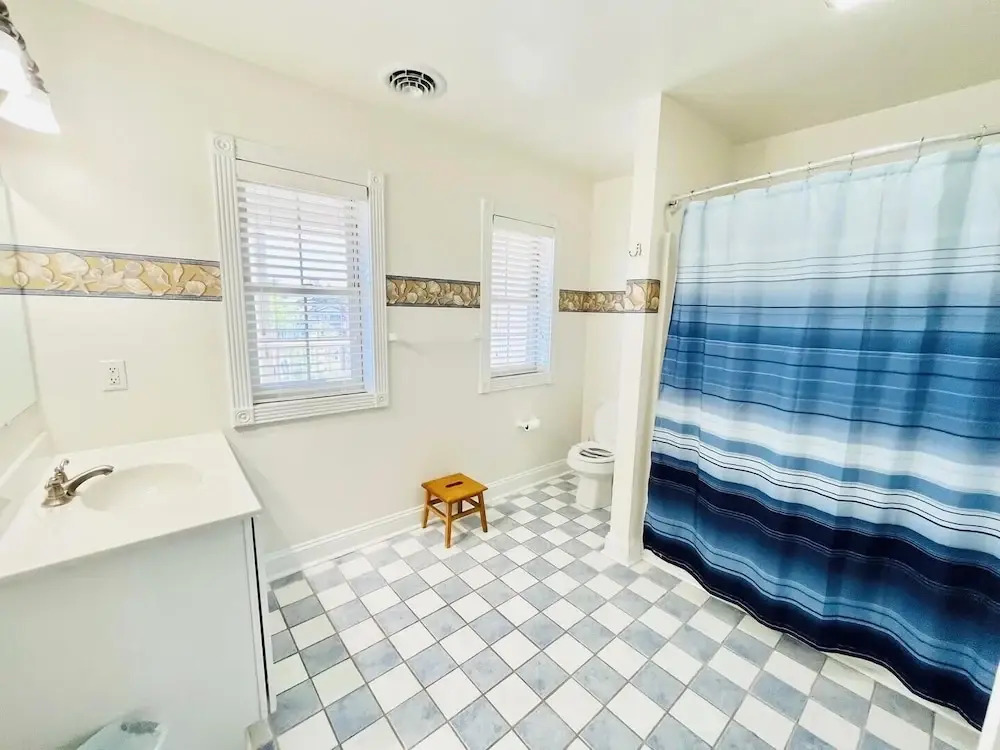 Wilmington Avenue 20A