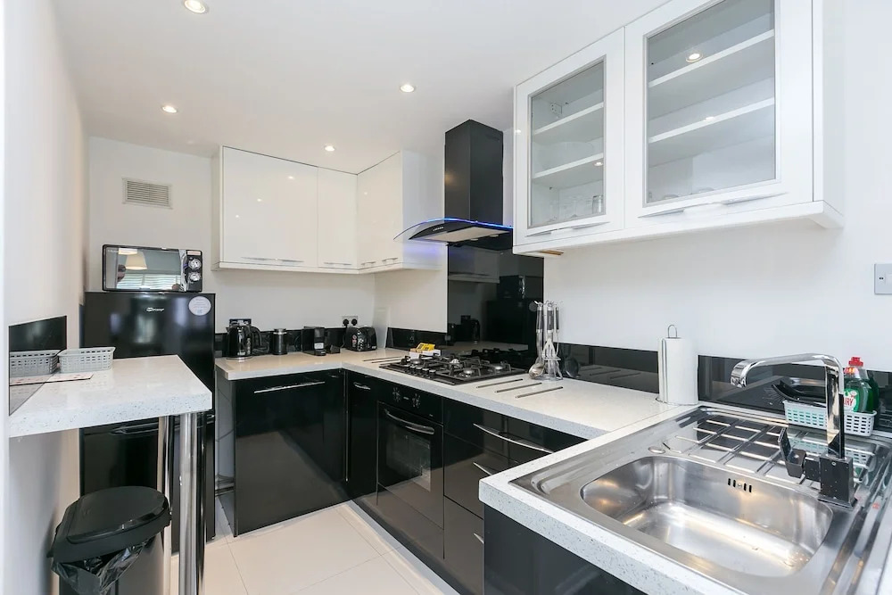 Luxury Croydon Apartment