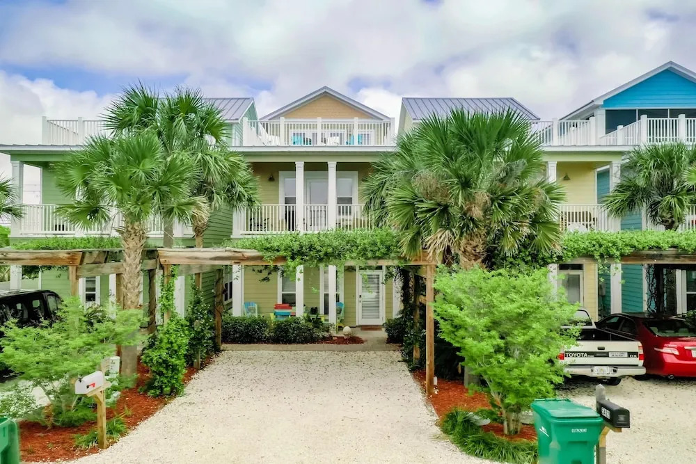 5414 Gulf Drive by Forehand Rentals