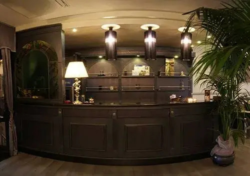 Meeting Hotel