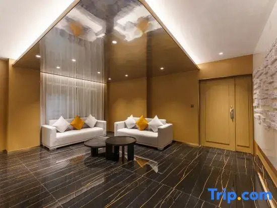 Magnotel Hotel (Jinzhou Linghai Jiuhuashan Park)