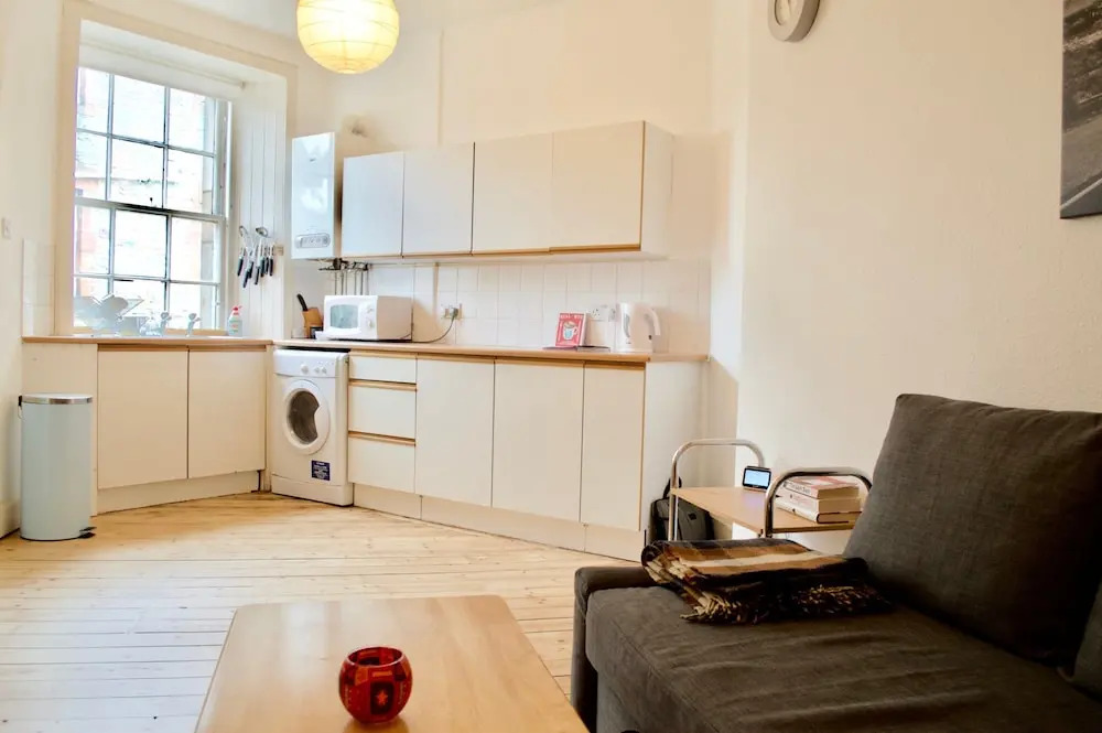 Centrally Located Meadows Flat