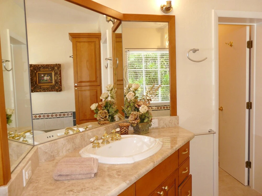 848 Buttonwood Court