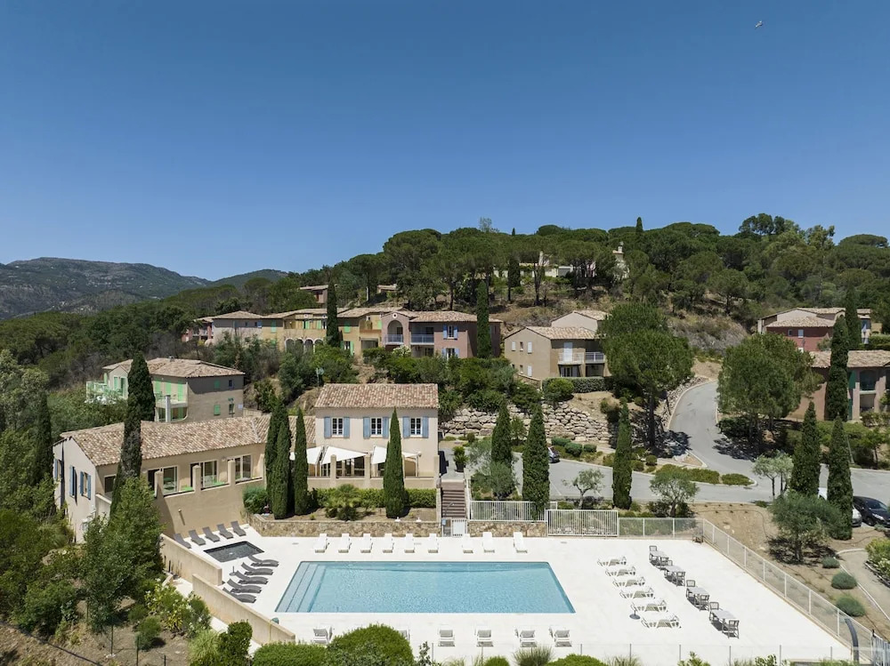 Residence Les Bastides De Grimaud