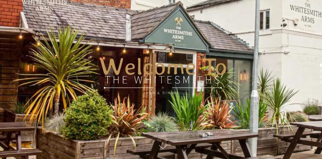 Wigan Central I 1 & 2 Bed Executive Apartments I Family Rooms I Private Balcony I Free Parking