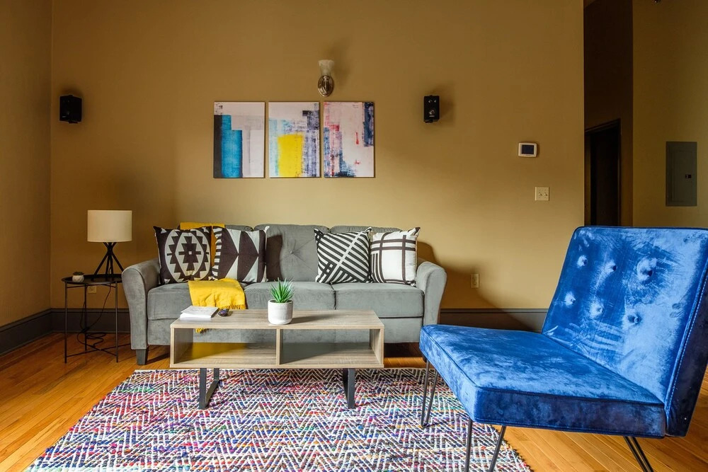 FRONTDESK 2015 East 4th Street Apts Downtown Cleveland