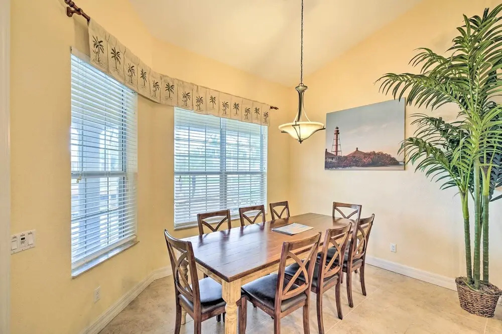 3 Mi to Downtown Cape Coral: Canal-Front Villa