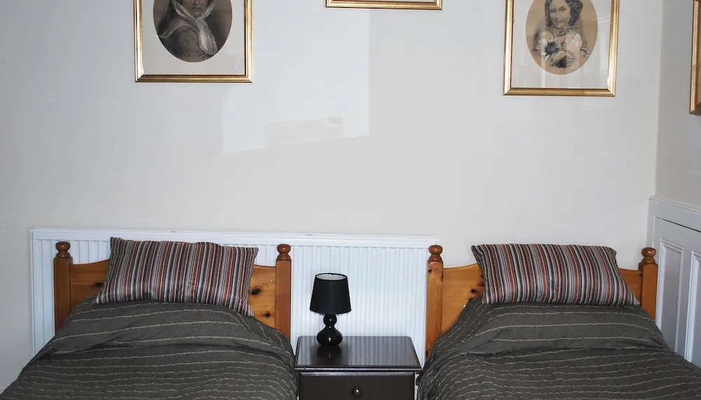 Hillview Guest House