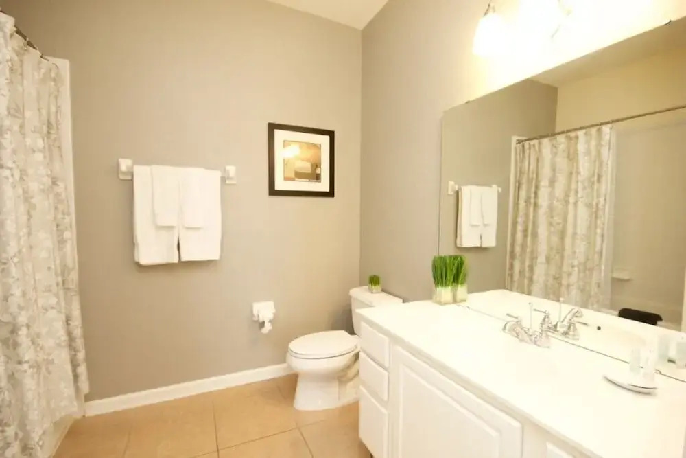 Vista Cay Resort Next To Convention Center 3 Bedroom Condo by RedAwning