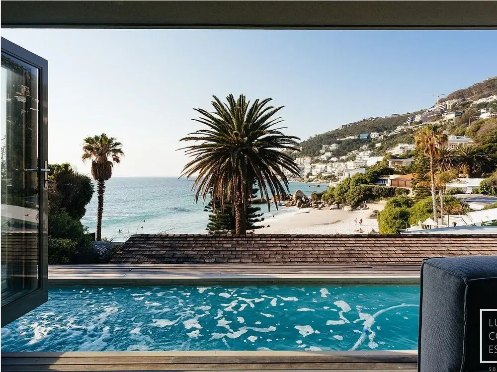 25 Third Beach Clifton