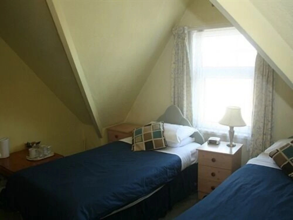 The Knoll Guesthouse