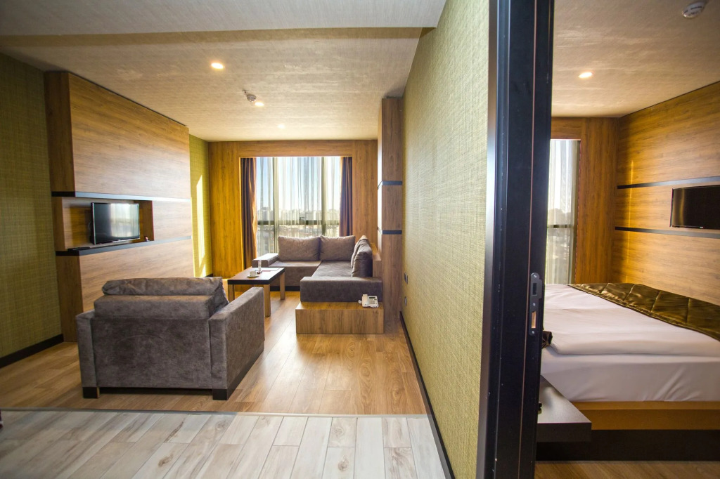 Sky Business Hotel
