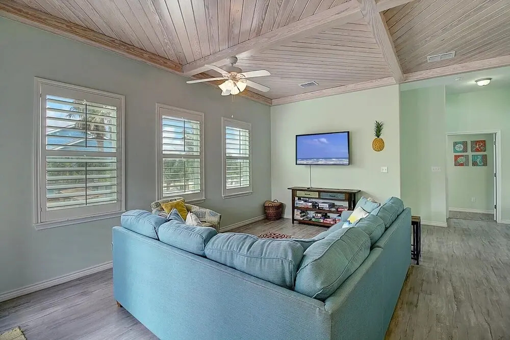 Piggy's Perch 4 Bedroom Townhouse by Redawning