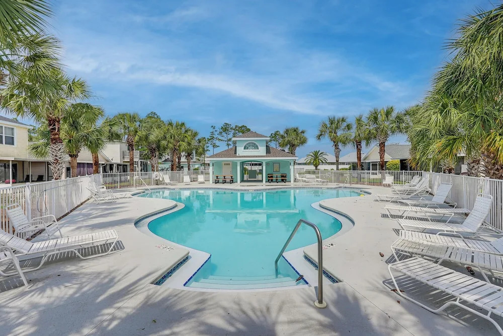1 Mi to Beach: Family-friendly Home in Pcb!