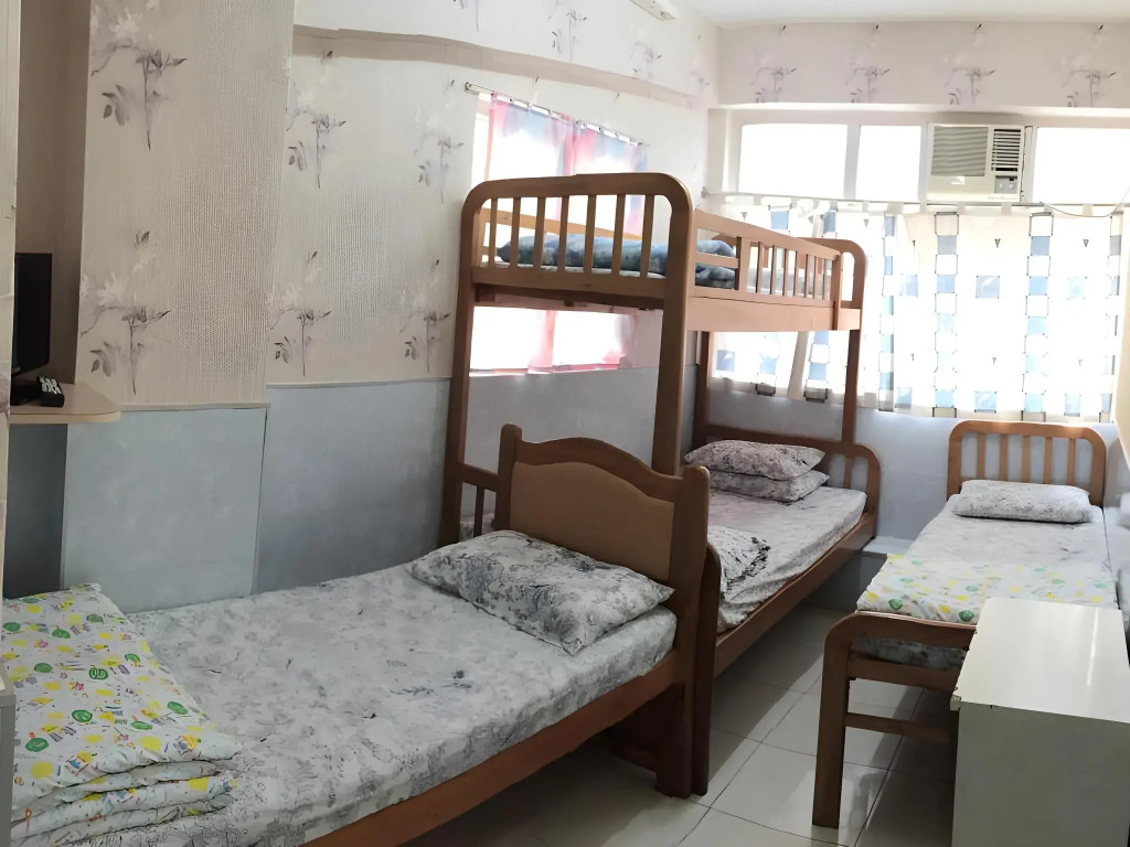 Dragon Hostel