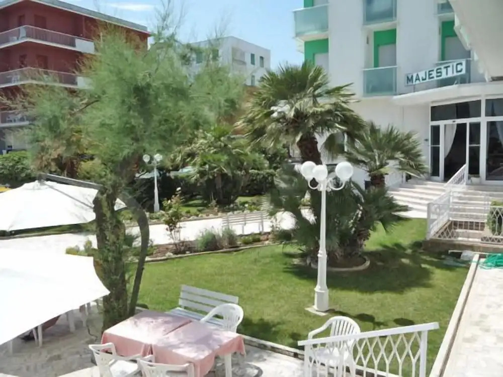 Hotel Majestic
