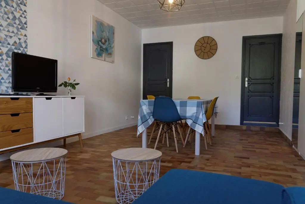 Villa Jean Julien - Le Sancy - Wifi - 2 chambres - 2 Salles deau - Rdc - 8 personnes - Terrasse
