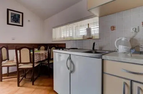 Sea Line Apartments