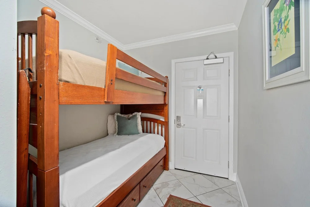 Emerald Beach 2325