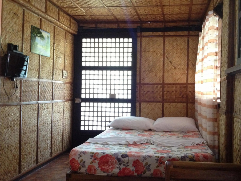Bamboo House Beach Lodge & Restaurant