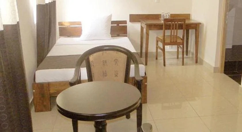 HOTEL H1