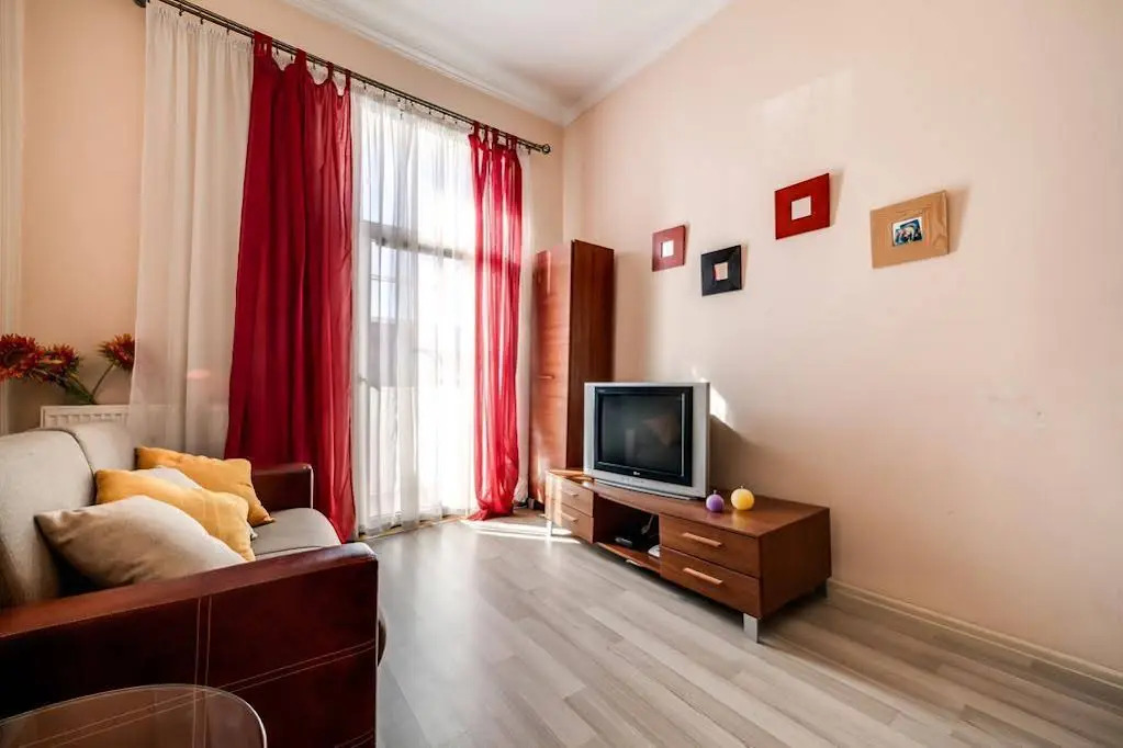 Queens Apartments