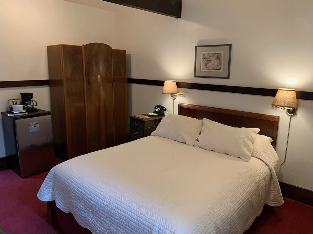 Inn At Creek Street