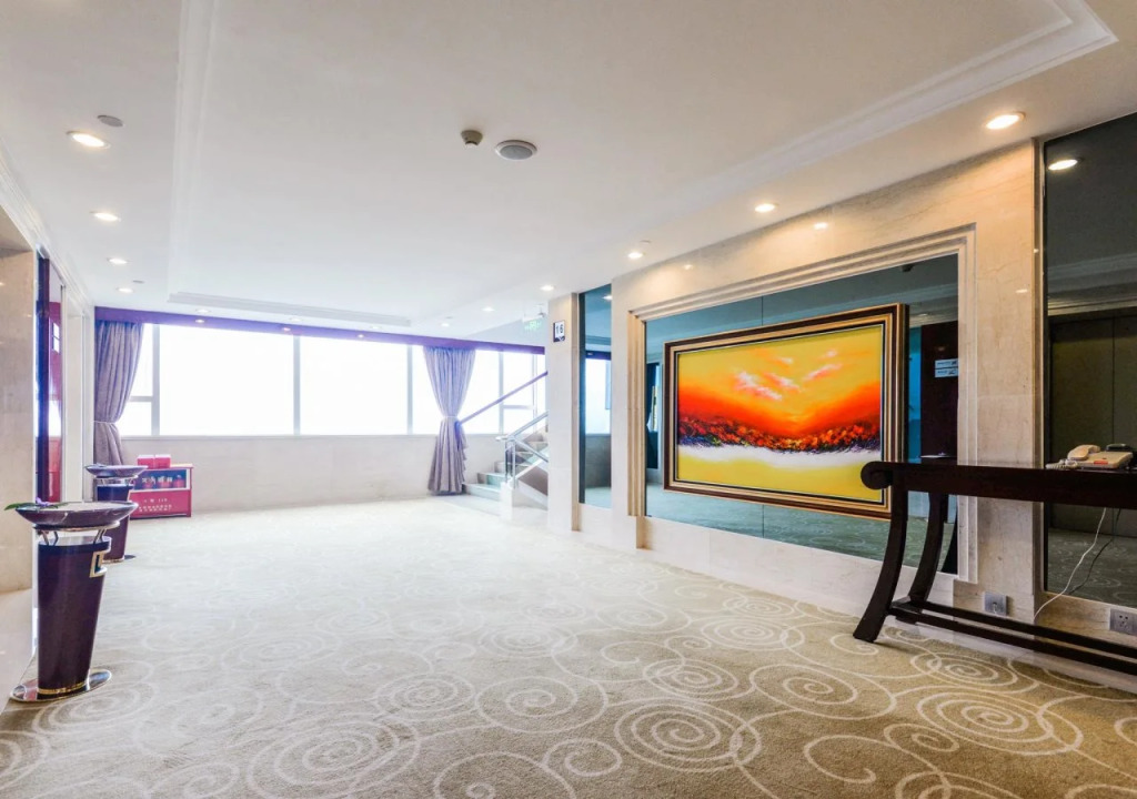 Yanling Hotel