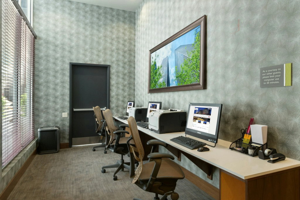 Hilton Garden Inn New York Manhattan Midtown East - Newly Renovated