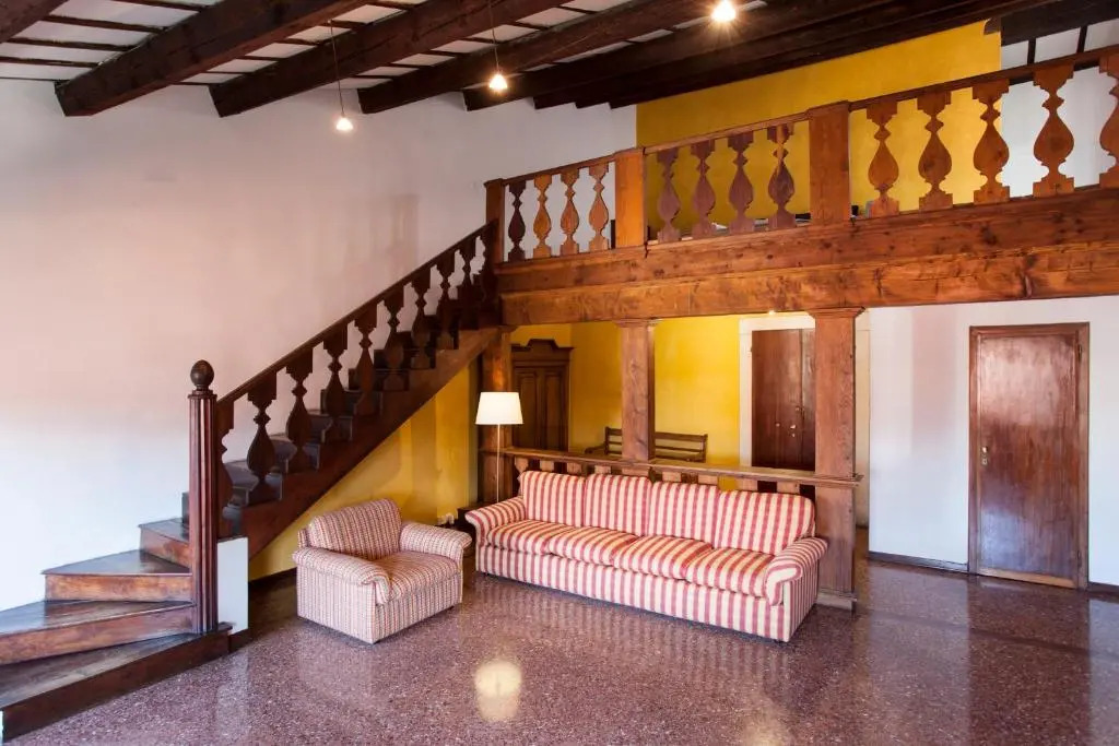 Palazzo Valmarana